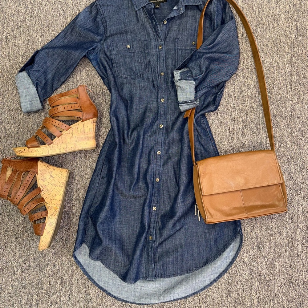 Banana Republic (0) Blue Button Up ¾ Sleeve Midi Dress